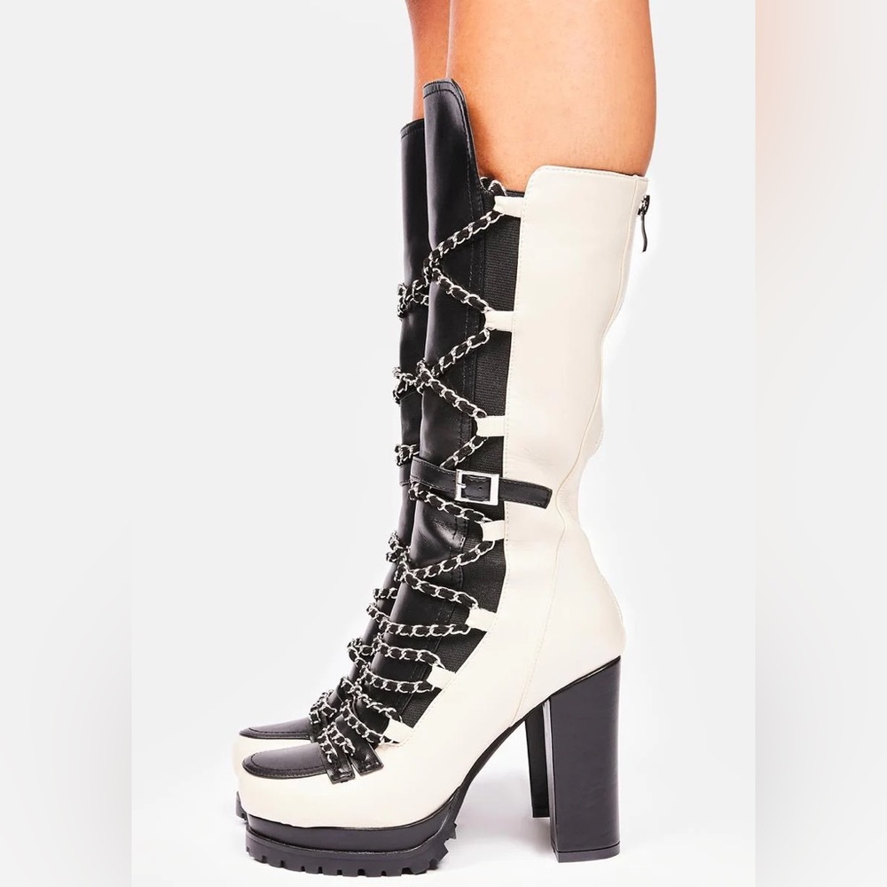 AZALEA WANG Unlimited Access Lace Up Boots